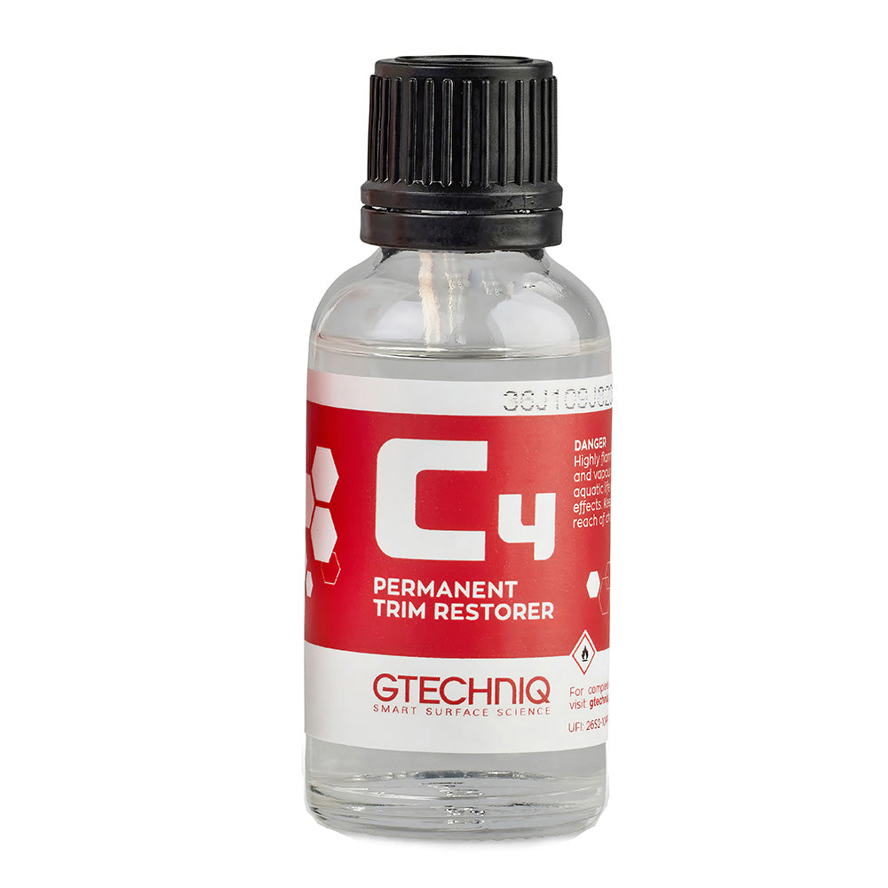 Gtechniq Auto C4 Permanent Trim Restorer 30ml C4 003