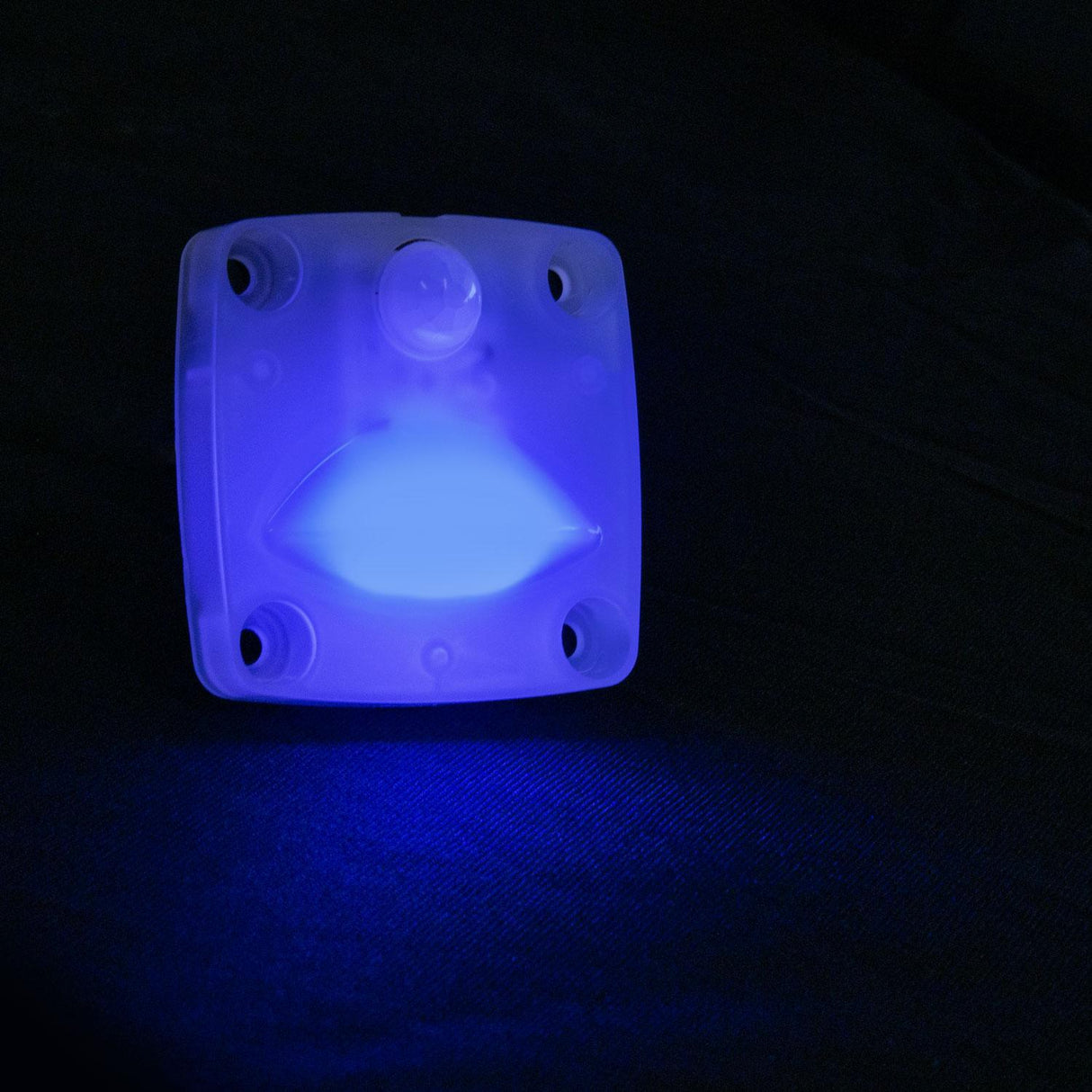 Command LED Motion Step Light, Blue LED : CMD-003171B