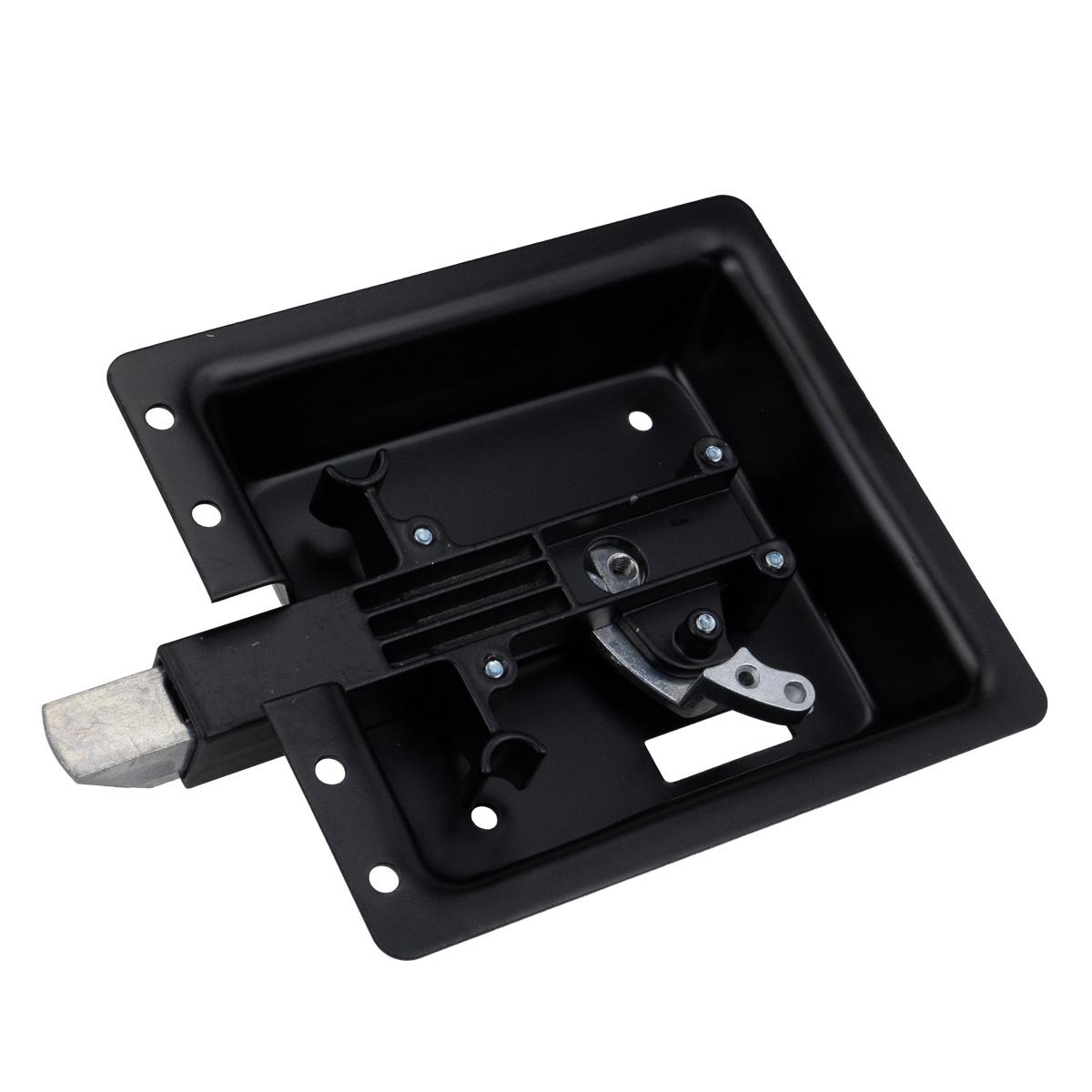 Global Link Mounting Plate with Plunger, Black : BLM-50303-2006